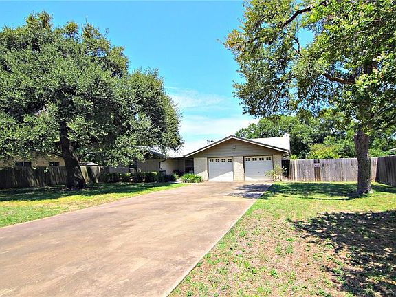 3rd image of 1110 Brushy Creek Dr