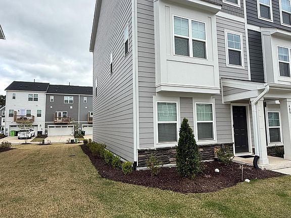 2nd image of 409 Deercroft Dr #1