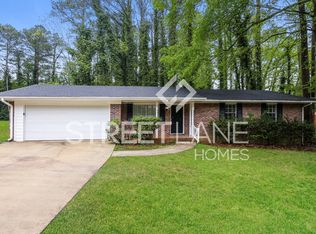 902 Pinecrest Cir, Lilburn, GA 30047