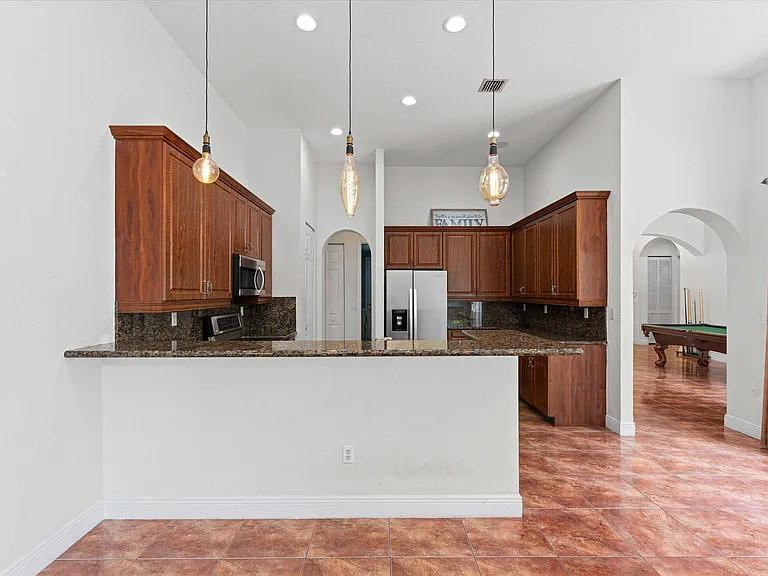 7140 Pinecreek Way — Photo 14