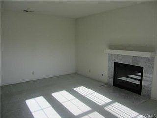 5th image of 16822 Mayflower Cir
