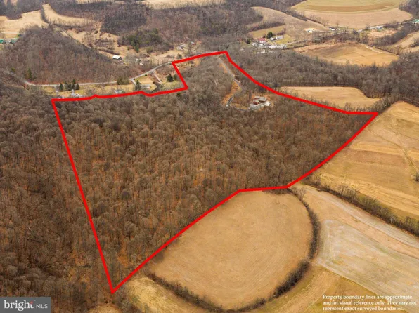 11007 Sugar Maple Ln, Huntingdon, PA 16652