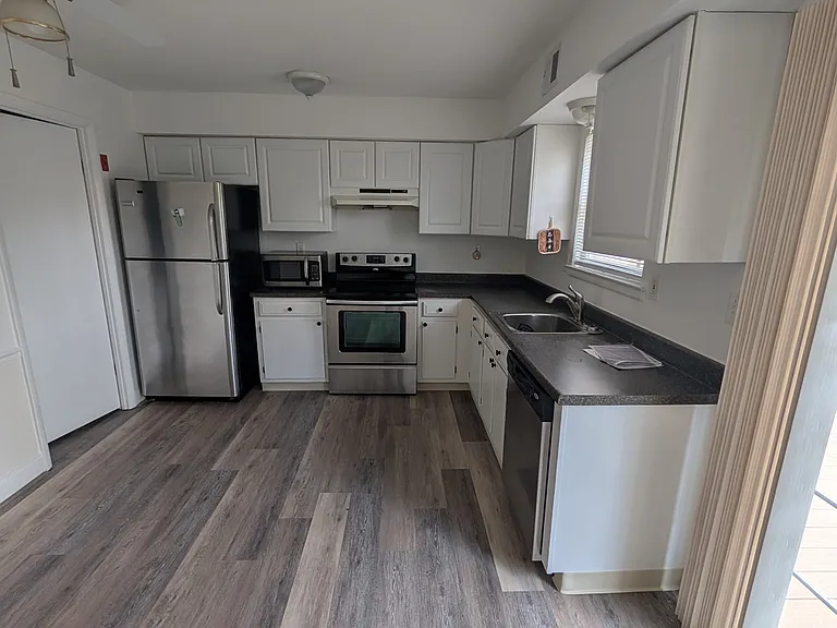 2517 Devonshire Ct — Photo 13