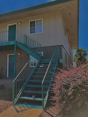 University Pointe Apartments Photo 1
