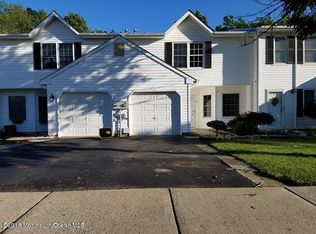 27 Atlantis Ter, Freehold, NJ 07728