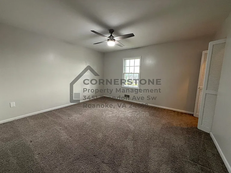 6500 Carefree Ln #12 — Photo 11