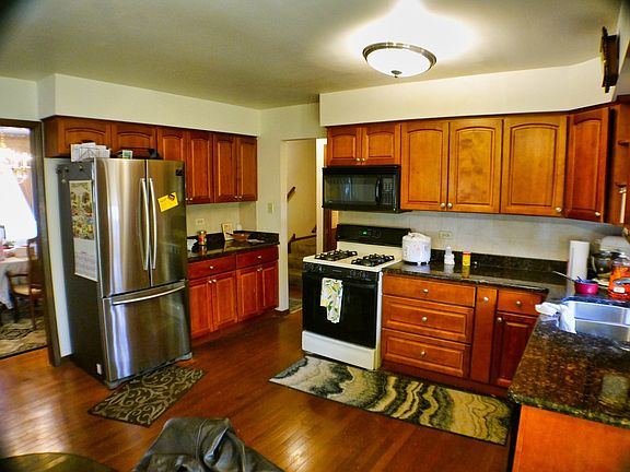 4th image of 13835 S 88th Ave