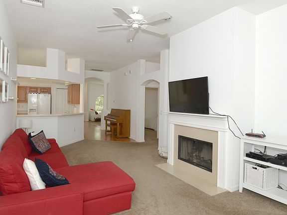 5th image of 2410 Rosehaven Dr