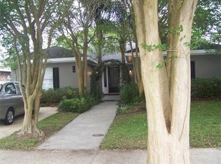 18 Normandy Dr, Kenner, LA 70065