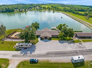 9145 Diamondhead Dr, Dexter, IA 50070