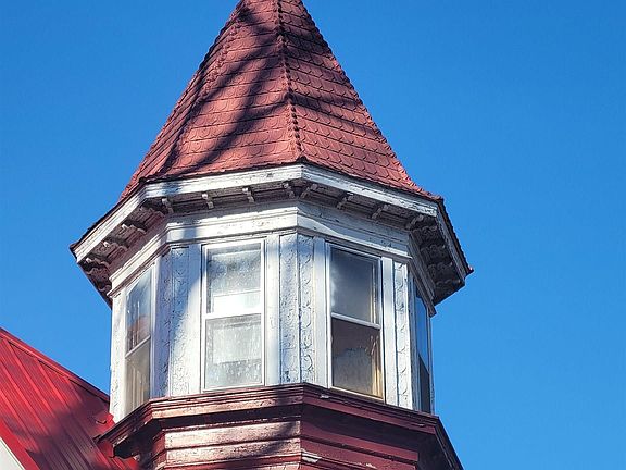 2nd image of 709 N Morrill St