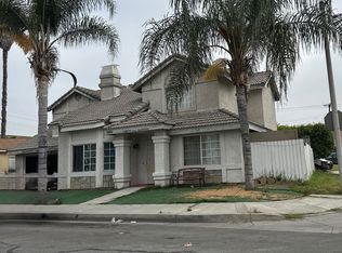 5525 Sun Ln, Bell Gardens, CA 90201