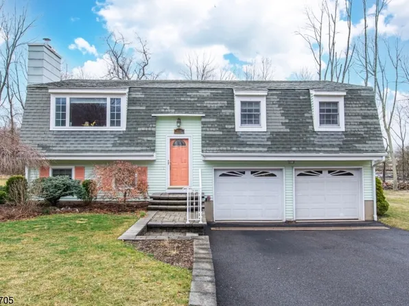 904 E Prospect St, Hackettstown Town, NJ 07840