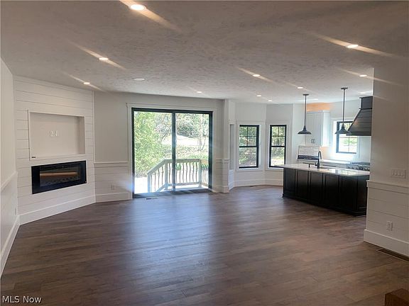 3rd image of 4486 Rowan Way
