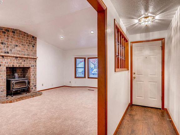 5th image of 2989 SE Brookwood Ave