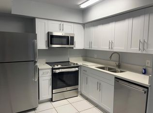 1195 NW 16th Ave APT 6, Boca Raton, FL 33486