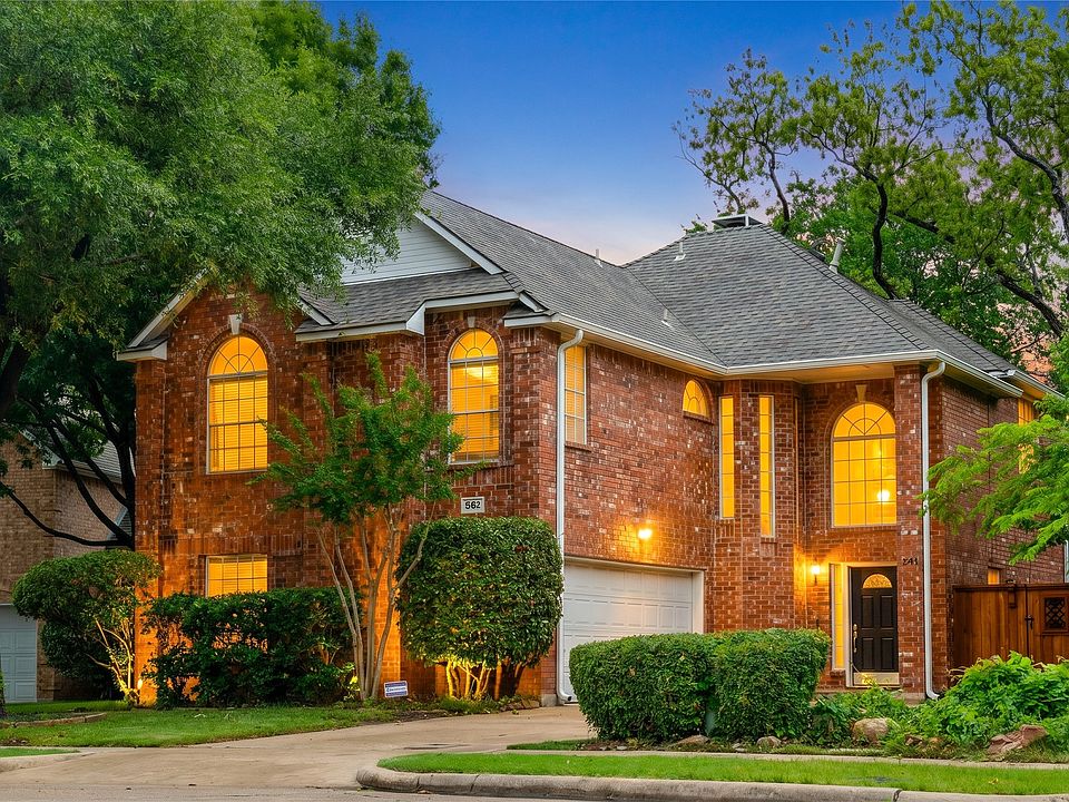1st image of 981 Parker Dr