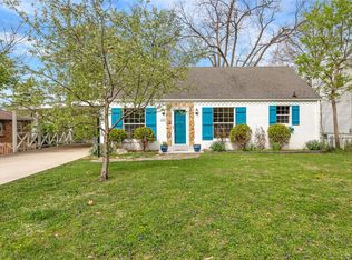 8805 General Grant Ln, Saint Louis, MO