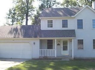 226 Rowland Rd, Vermilion, OH 44089