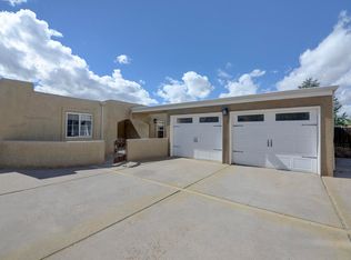 1709 Grande Blvd SE, Rio Rancho, NM 87124