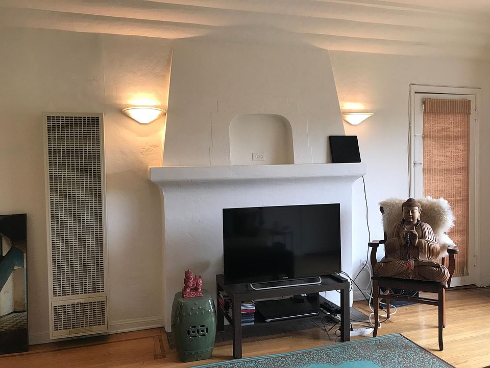 1st image of 8565 1/2 Cashio St