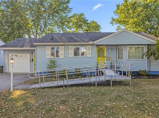 110 Rosemont Dr, Amherst, NY 14226