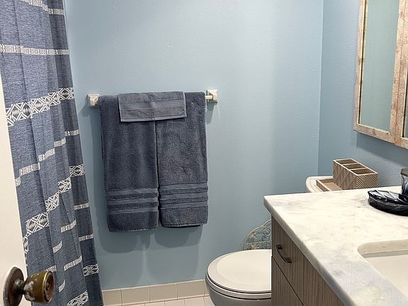 4th image of 11000 Gulf Blvd APT 1004