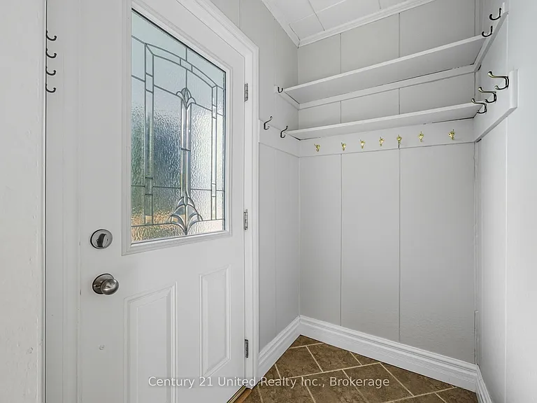 559 Hamilton St — Photo 4