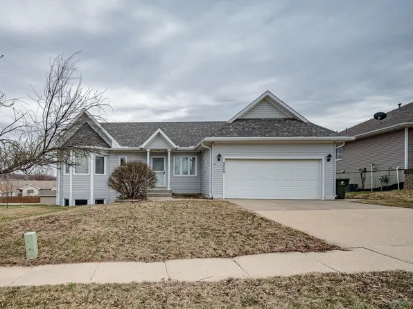 4004 Manchester St, Sioux City, IA 51103