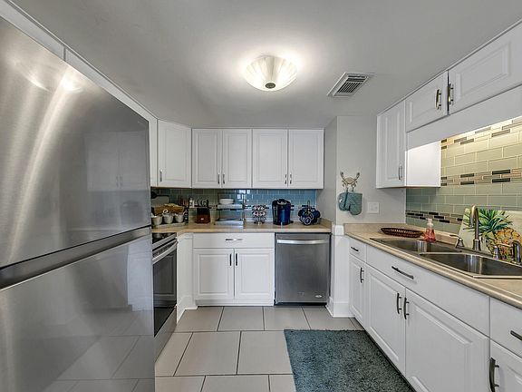 2nd image of 308 Miracle Strip Pkwy SW Unit 20C