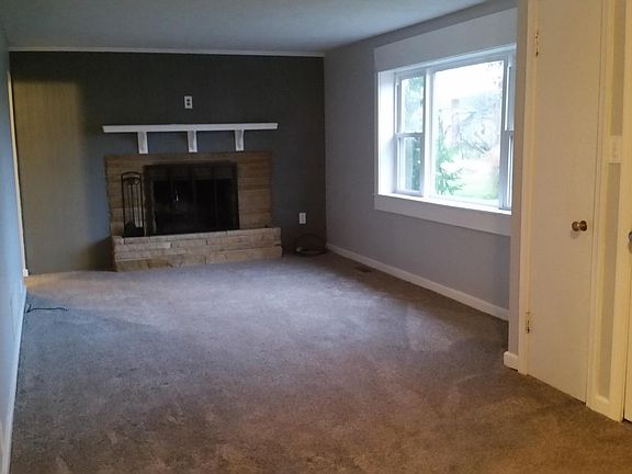 Living room with fireplace