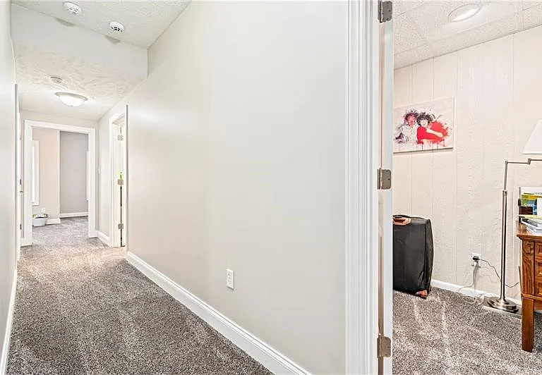 143 Aberdeen Ct — Photo 20