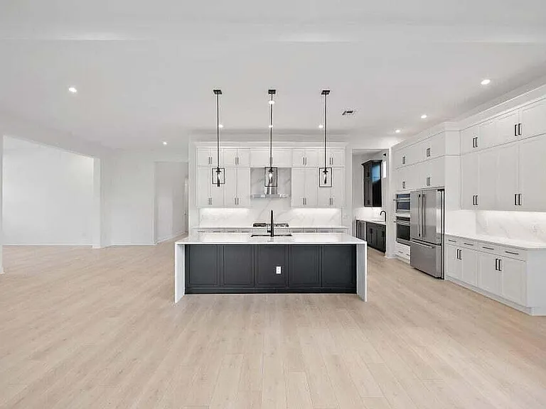 13613 Le Christine Dr — Photo 11