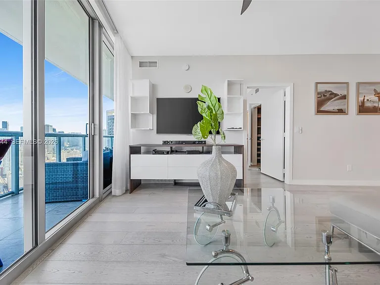 888 Biscayne Blvd #3907 — Photo 15