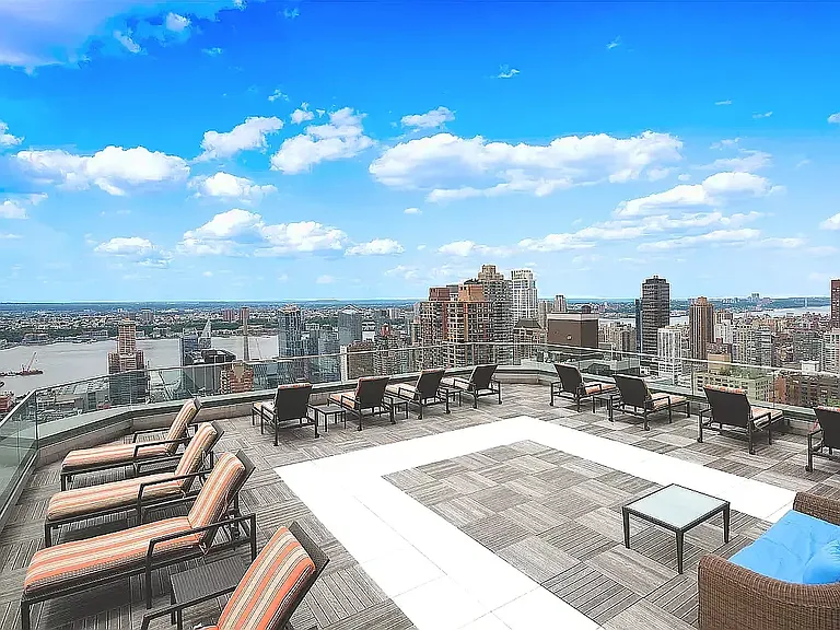 322 W 57th St #38D1 — Photo 13