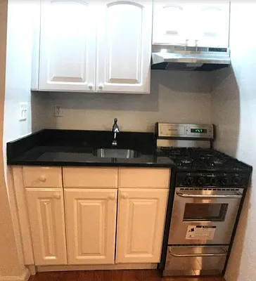 Rented by NYLA Realty | media 2