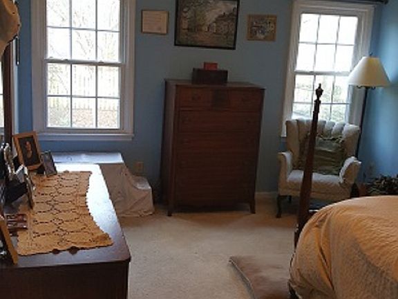 Vaulted ceilings in Master