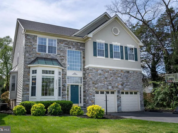 25316 Herring Creek Dr, Chantilly, VA 20152