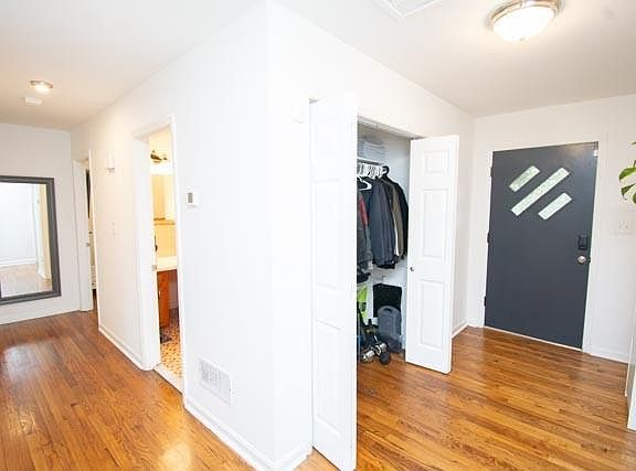 4th image of 1290 Clay Rd SW