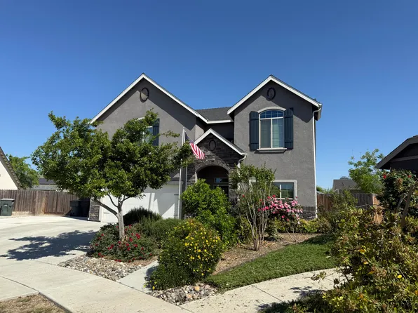 2003 W Hopkins Drive W, Hanford, CA 93230
