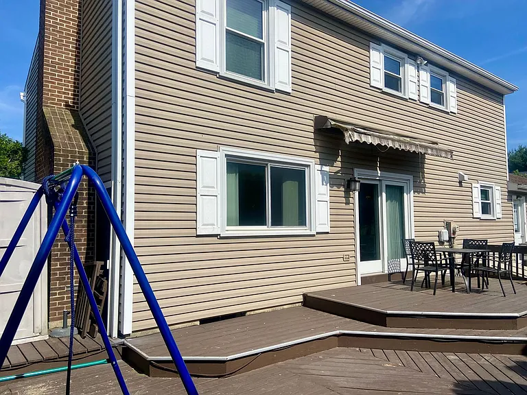 6226 Lehigh Ave — Photo 27