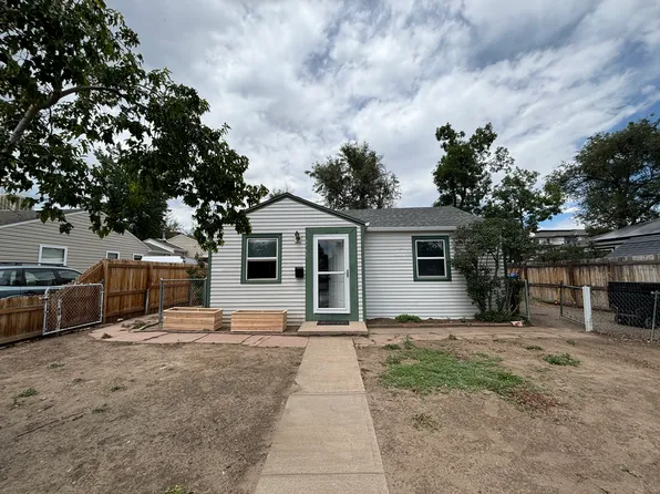 6915 Reno Dr, Arvada, CO 80002