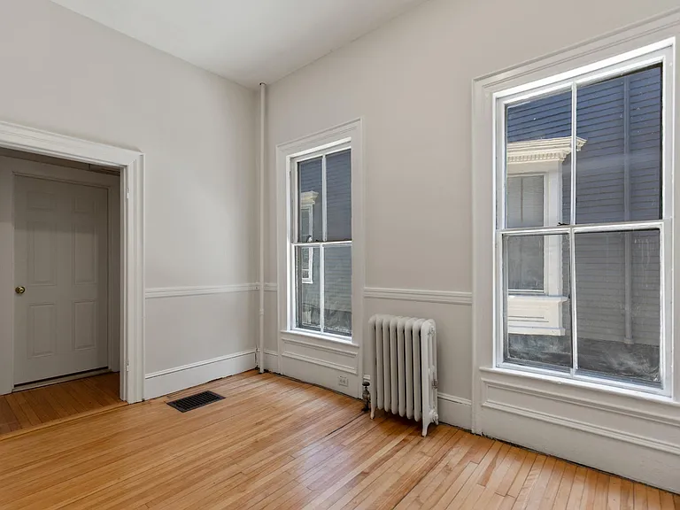 34 Cushman St #1 — Photo 7