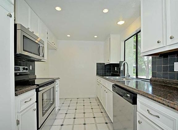 5th image of 1842 Via Las Palmas Unit 39
