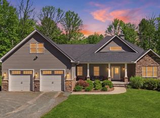109 Woodlyn Acres Rd, Hawley, PA