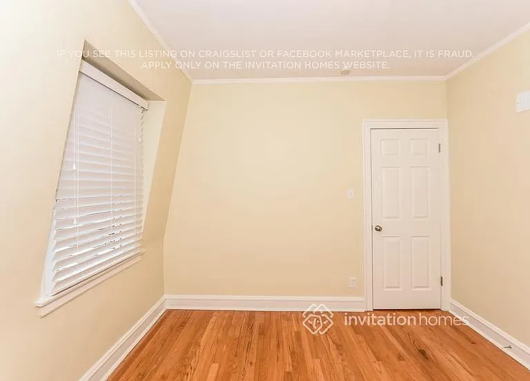 9201 S Claremont Ave — Photo 18