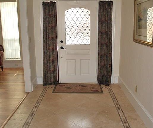3rd image of 2109 Menton Dr