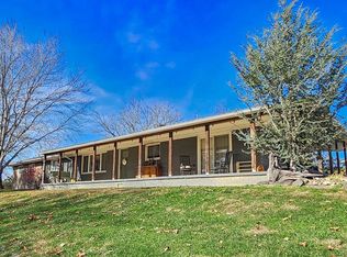 390 Mercerville Rd, Crown City, OH 45623