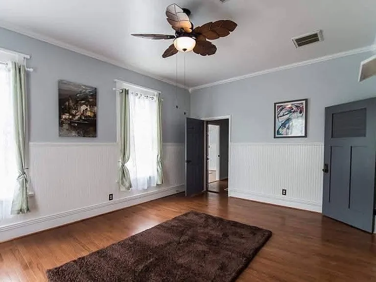 407 N Moody St — Photo 12
