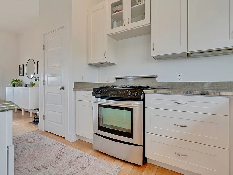 4 Gould Rd — Photo 14